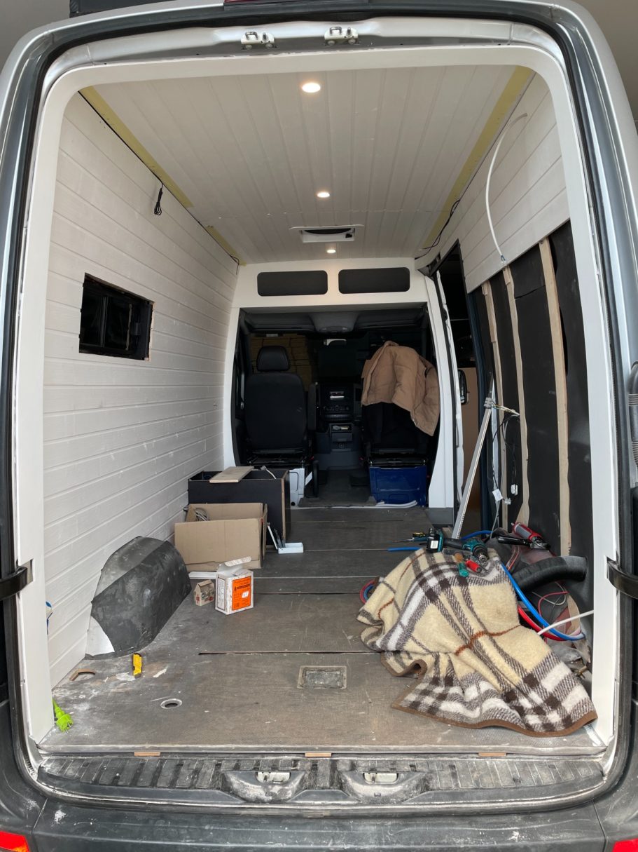 Professioneller Camper-Van Ausbau DiY